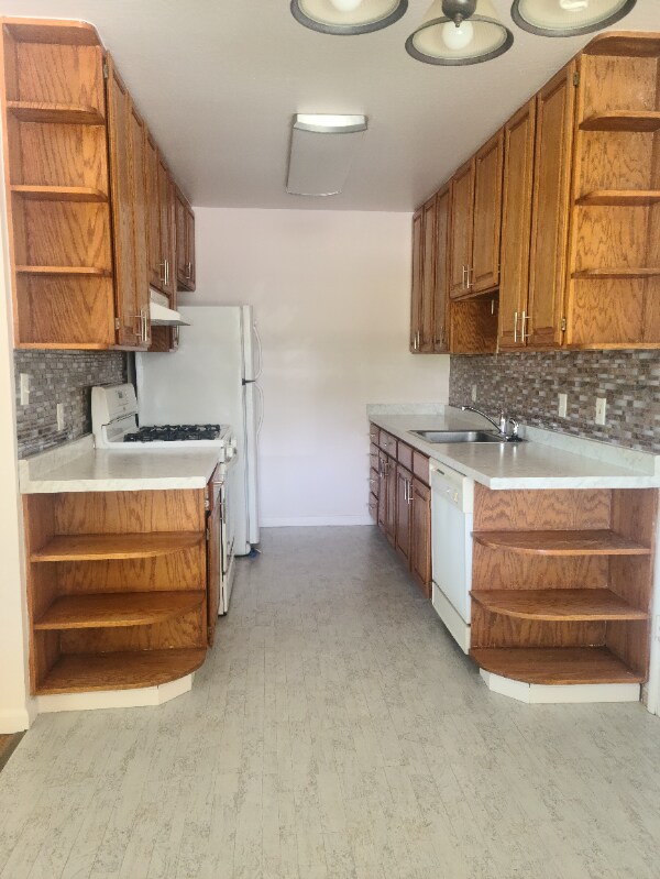 Building Photo - 10212 Rinda Dr