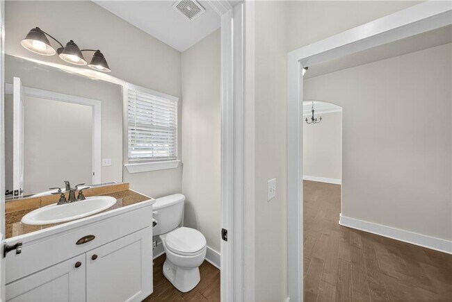 Foto del edificio - 1221 Chancery Ln