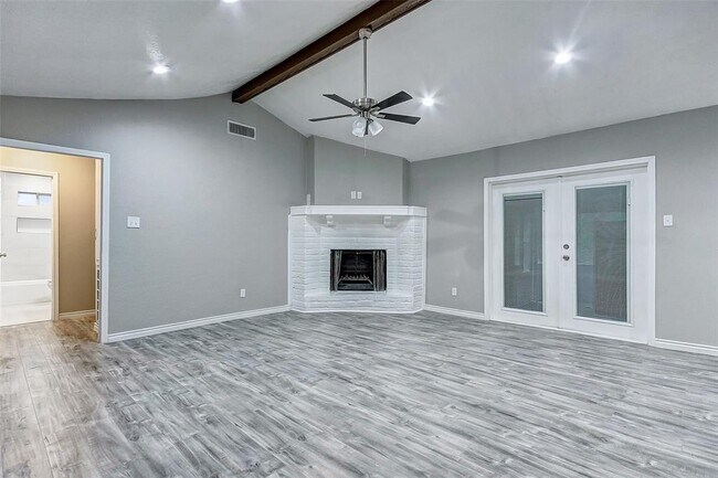 Building Photo - 8180 Homer Dr