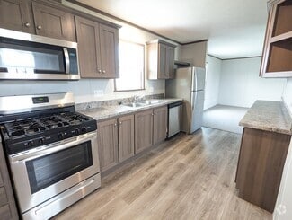 Building Photo - 46000 Geddes Rd