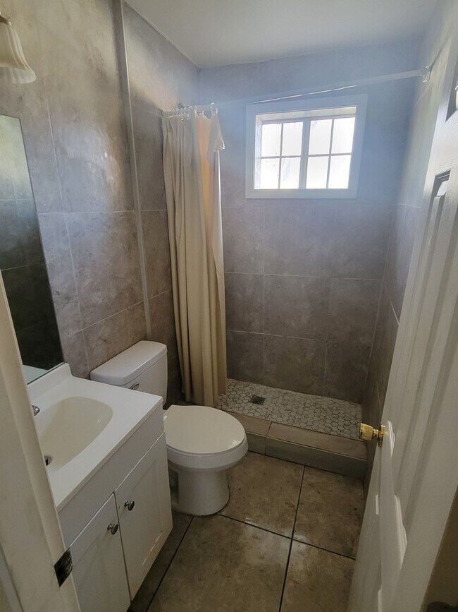 Foto del edificio - Pursley Court Apartments