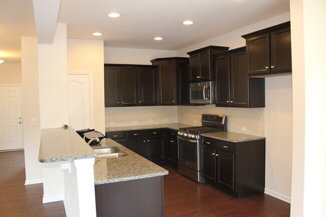 Foto del edificio - 113 Foxborough Ln