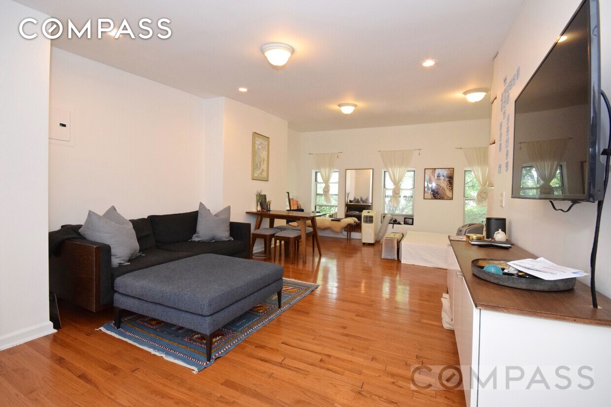 55 Duffield St Unit 4R, Brooklyn, NY 11201 Room for Rent in Brooklyn