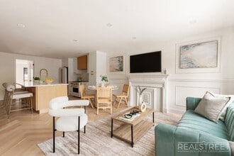 Building Photo - Exquisite 3 BR 3.5 BA Home with Private Pa... Building Photo - Exquisite 3 BR 3.5 BA Home with Private Pa...