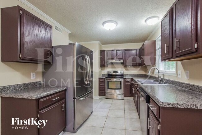 Foto del edificio - 7225 Rollingridge Drive