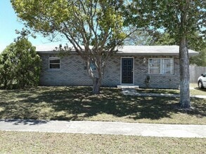 Building Photo - 2319 Otis Ave