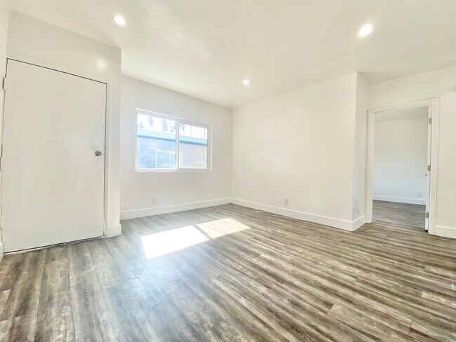 Foto del edificio - 4070 Venice Blvd.