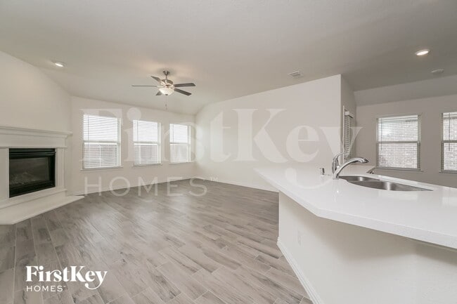 Foto del edificio - 815 Silverbell St