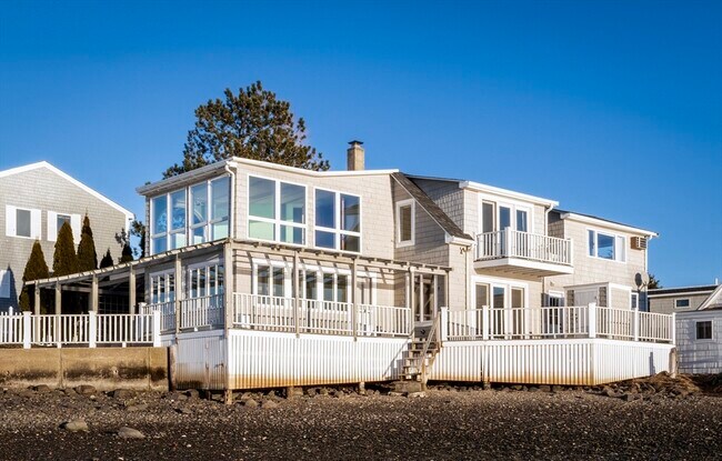 Foto del edificio - 33 Eagle Hill Rd