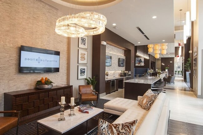 Building Photo - Apartment for Rent