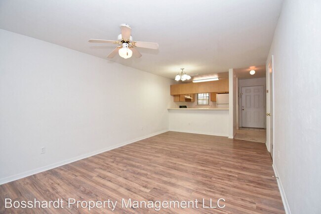 Building Photo - 2 br, 2.5 bath House - 6905 SW 44th Avenue