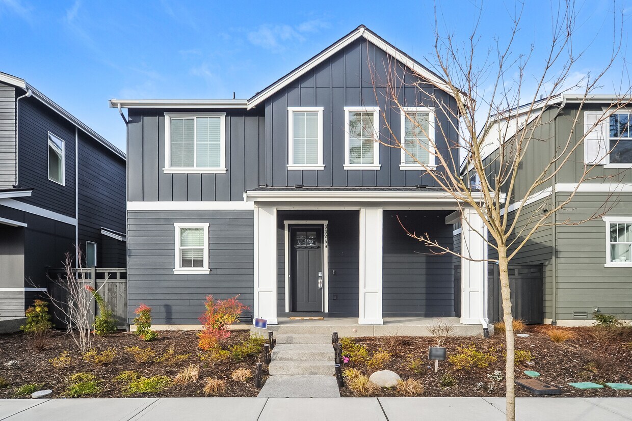 Primary Photo - 33259 Evergreen Ave SE