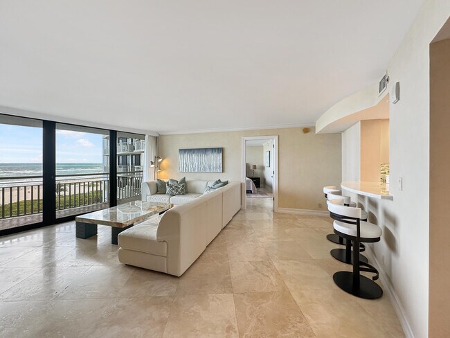 Building Photo - 3000 N Ocean Dr