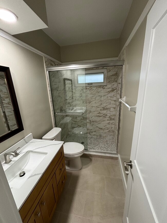 Foto del edificio - 5935 Tidewood Ave