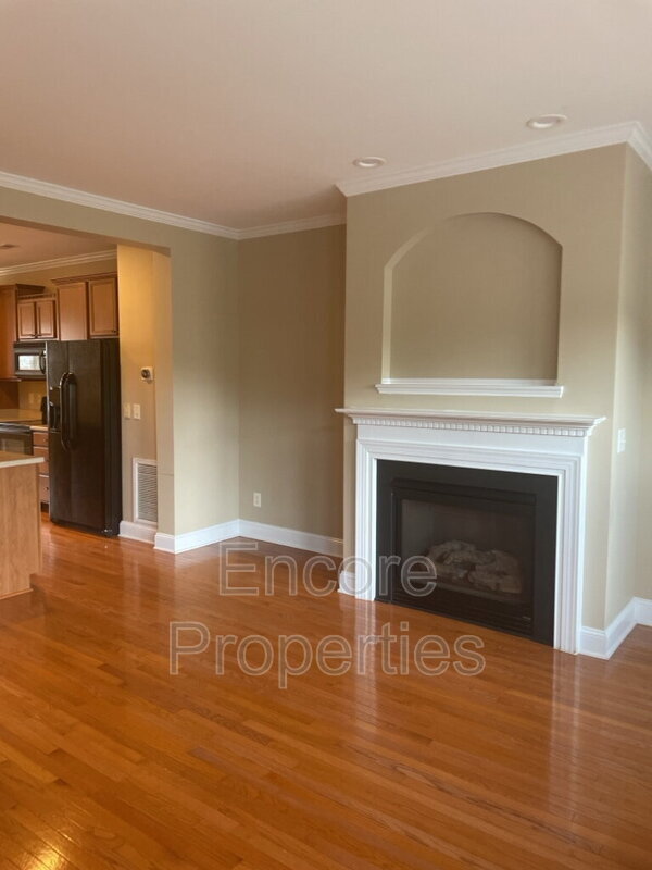 Foto del edificio - 3005 Imperial Oaks Dr