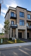Building Photo - 15 Inverary Cres