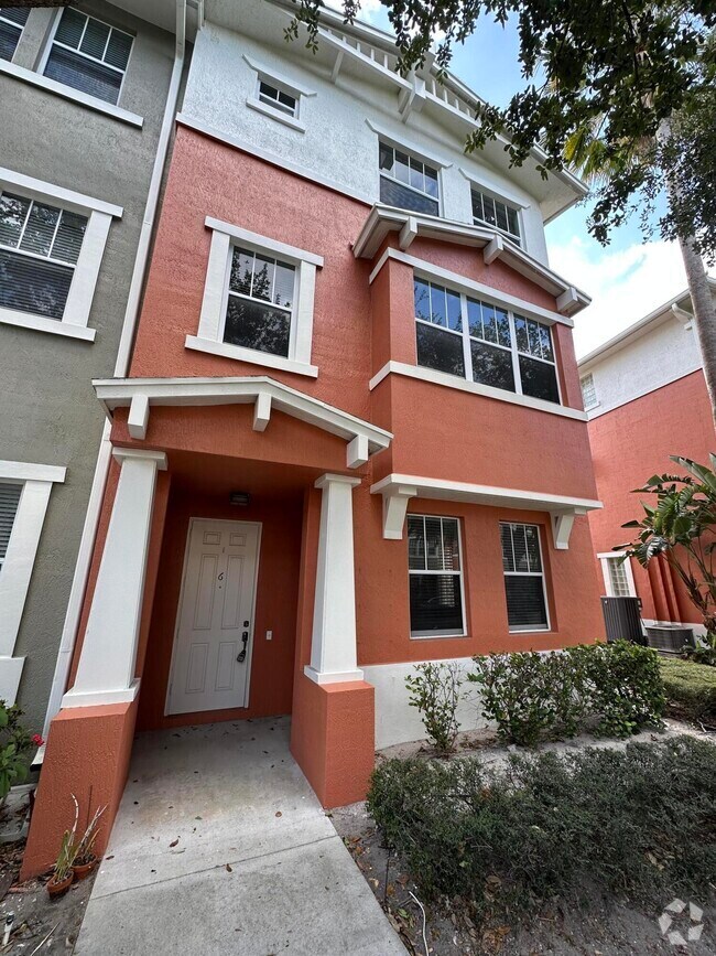 Building Photo - 845 Millbrae Ct