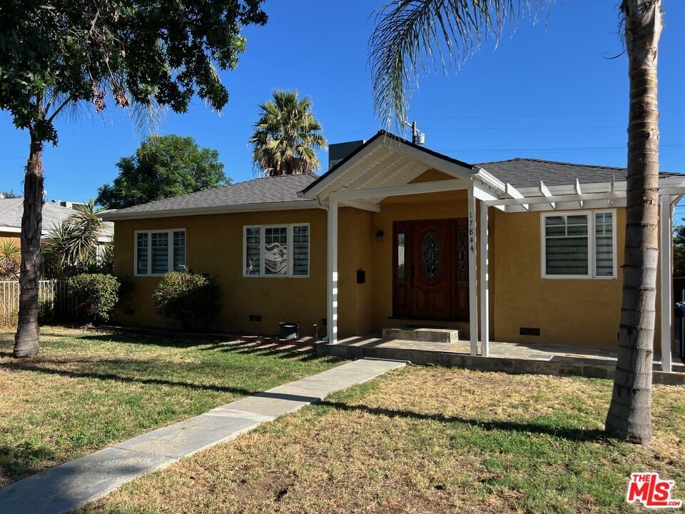 Foto principal - 17844 Hartland St