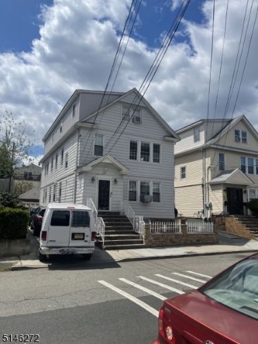 Primary Photo - 1348 Hamilton St