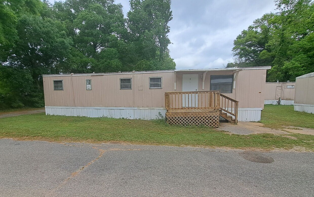 Foto principal - 1BR/1BA updated mobile home close to I10 a...