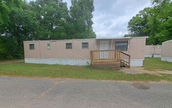 Building Photo - 2821 Hillcrest Ave