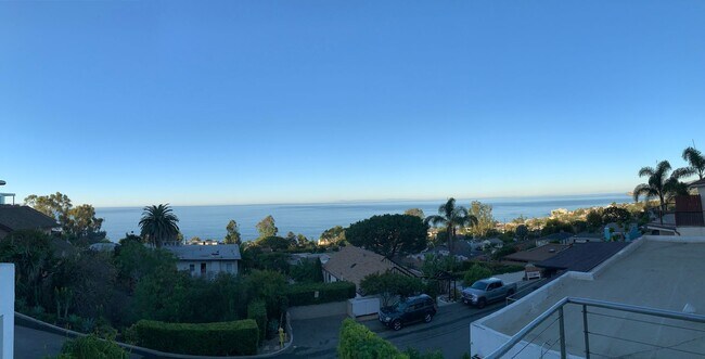 Building Photo - OCEAN VIEW Home for Rent! Please contact W...