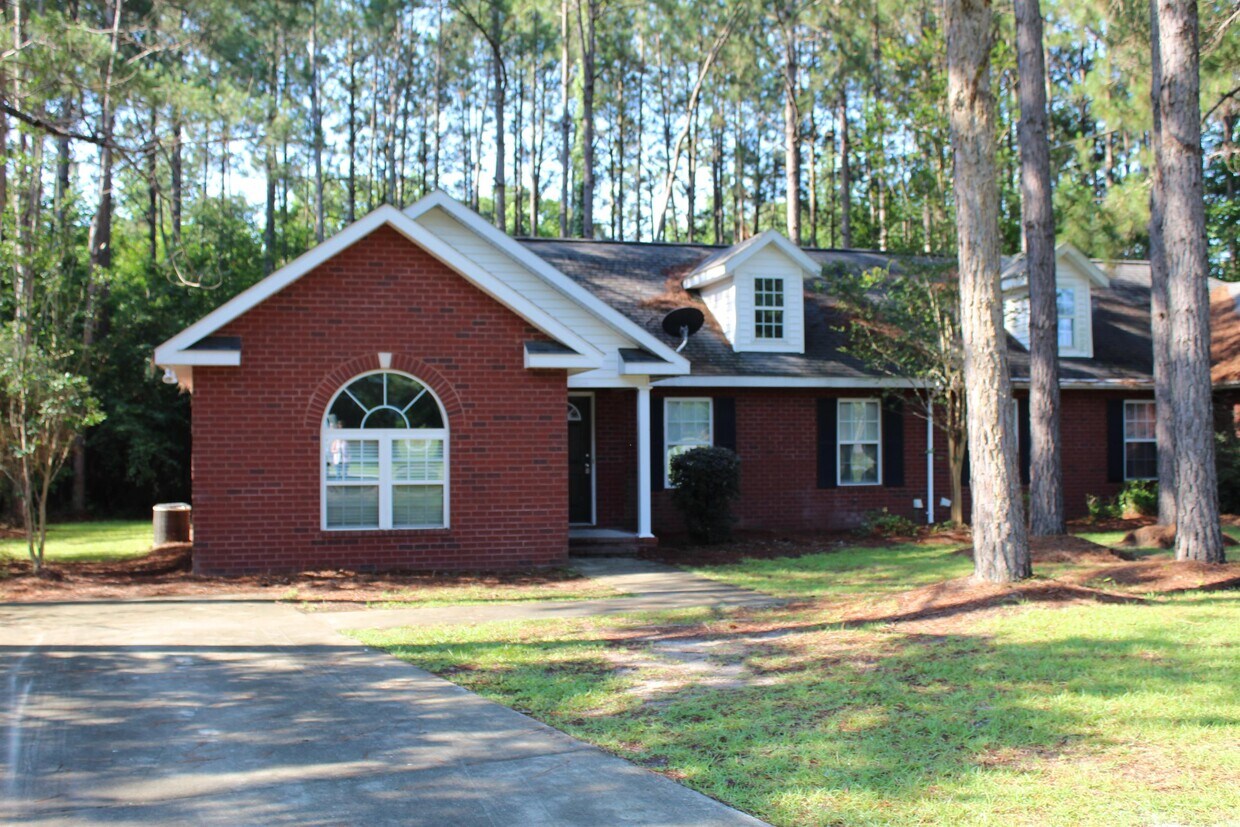 Primary Photo - 1143B Southbend Dr