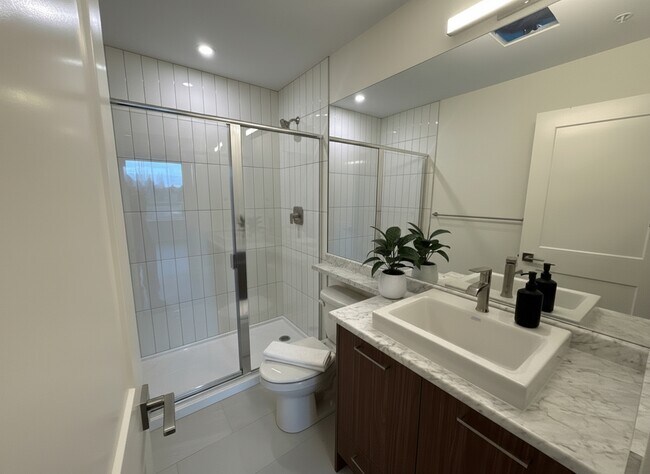 Photo du bâtiment - 5382-200 200 St