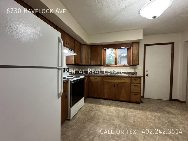 Foto del edificio - 6730 Havelock Ave