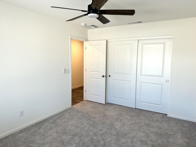 Foto del edificio - 4 bedroom, 2 bathroom Mystic Canyon Gem