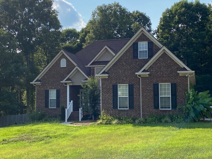 2825 Loxdale Farms Dr, Monroe, NC 28110 House Rental in Monroe, NC