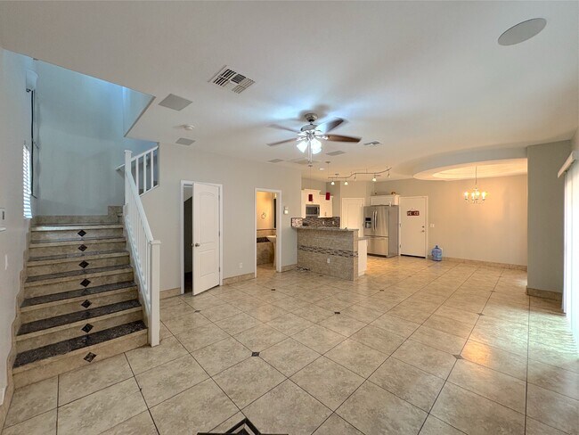 Foto del edificio - 2048 E Heartwood Ln