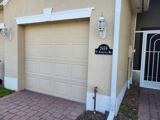 Foto del edificio - 2659 W Brookfield Way