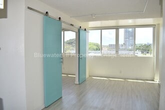 Building Photo - 1025 Kalo Pl