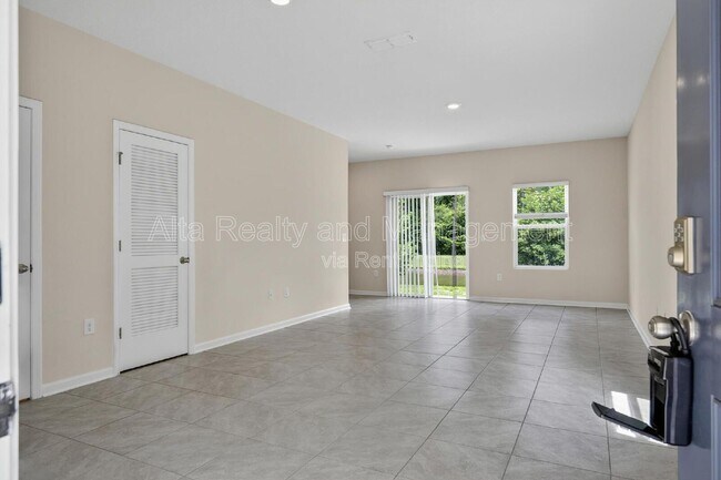 Building Photo - 7759 Legacy Trl