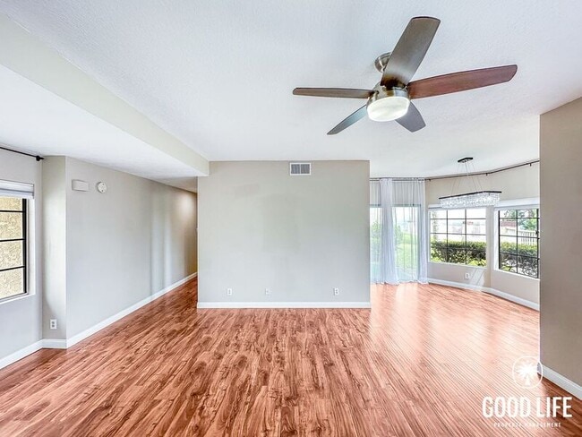 Building Photo - 5691 E Stetson Ct