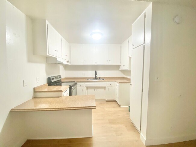 Foto del edificio - Cozy 1 bedroom unit located in Canoga Park!