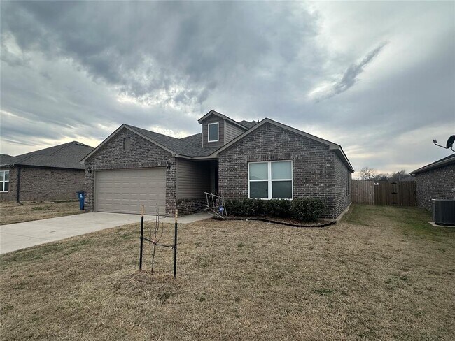 Building Photo - 205 Klare Ct