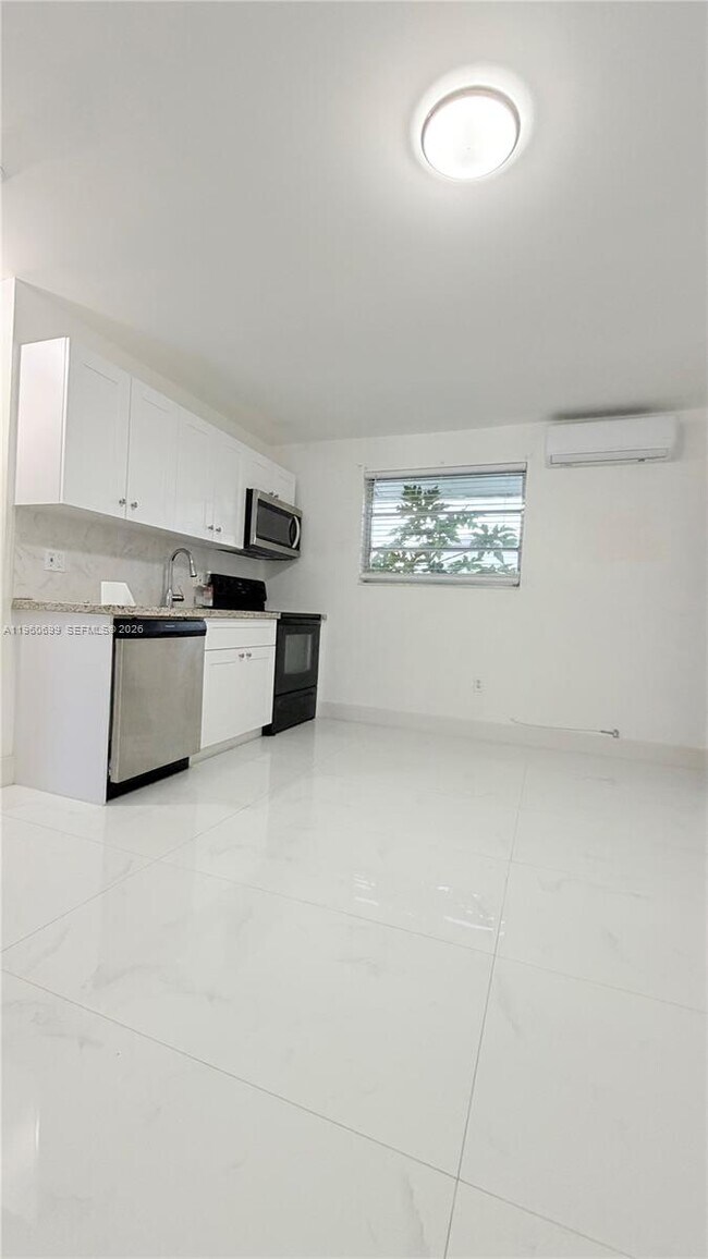 Foto del edificio - 6700 SW 97th Ave