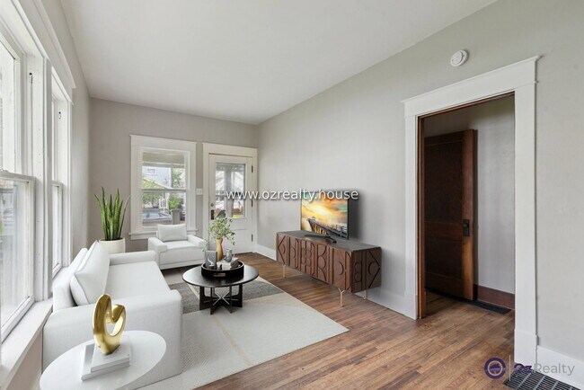 Foto del edificio - 2027 Berkshire Pl