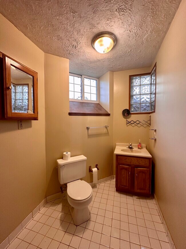 Foto del edificio - 3514 Telford St