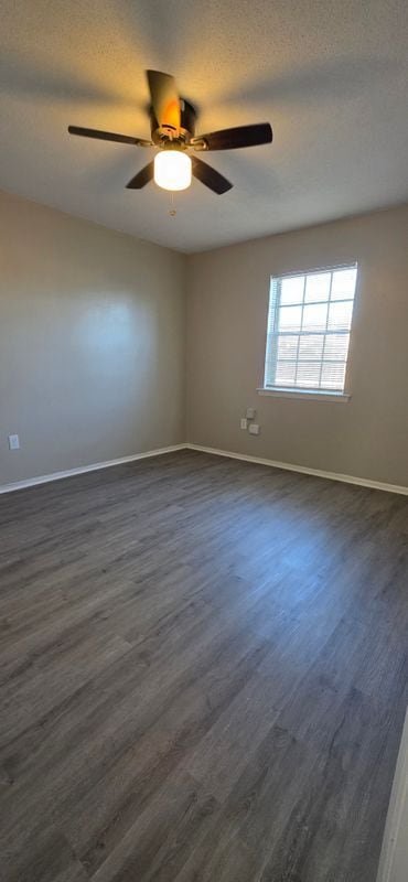 Foto del edificio - 650 Central Ave