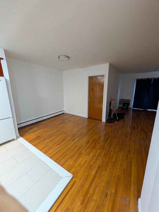 Comedor - 3916 62nd St