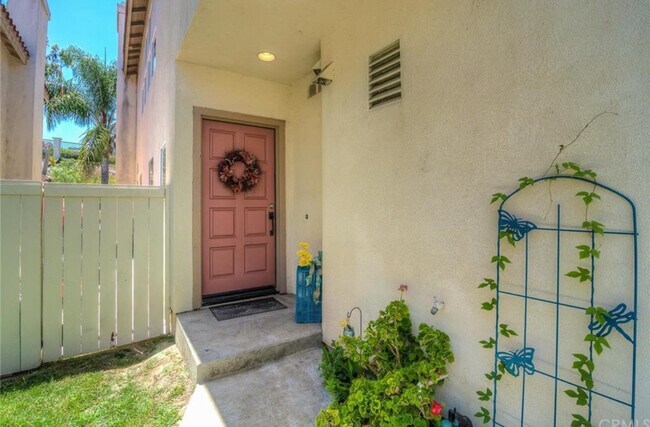 Foto del edificio - 933 S Lone Pine Ln