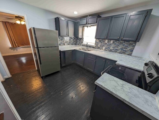 Photo - 339 W Bedford Ave House