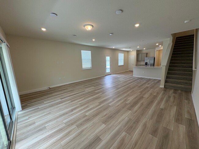 Building Photo - 3315 Canyon Bay Pt