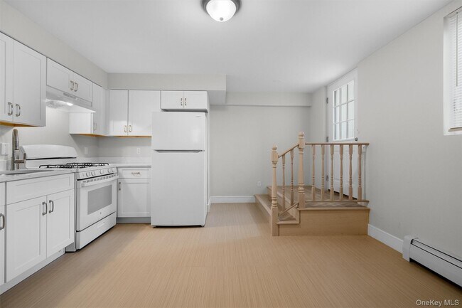 Foto del edificio - 135 Beekman Ave