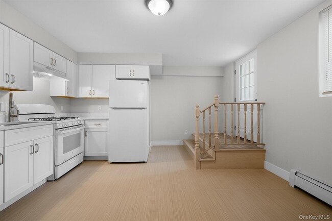 Building Photo - 135 Beekman Ave