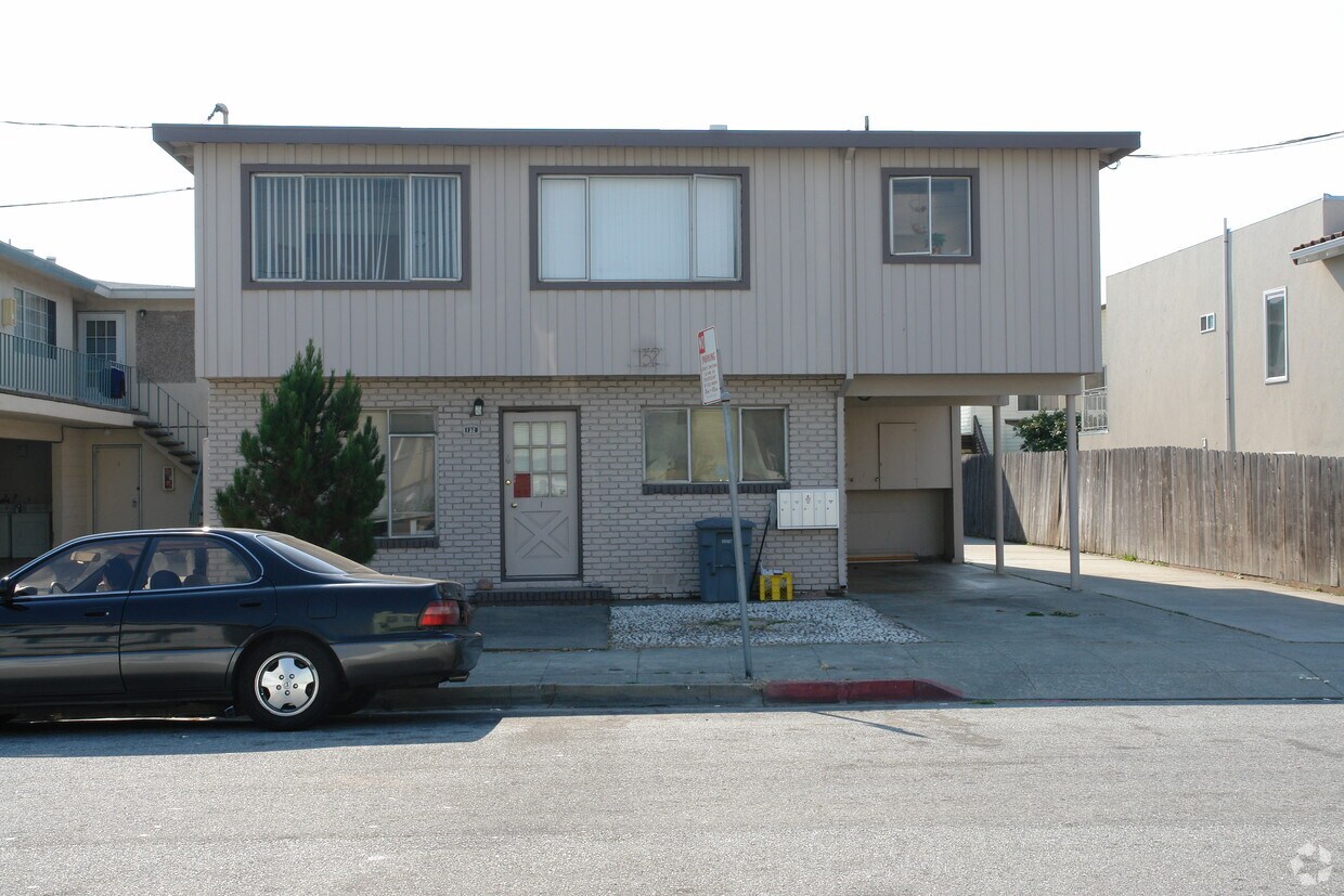 Foto del edificio - 132 Santa Clara Ave