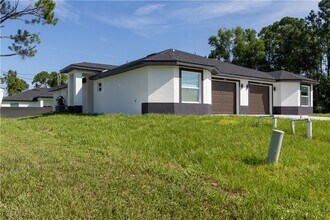 Building Photo - 4800 Nelson Dr